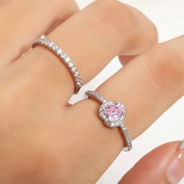 Herzförmiger Zirkonia-Ring – Romantische Eleganz in Silber