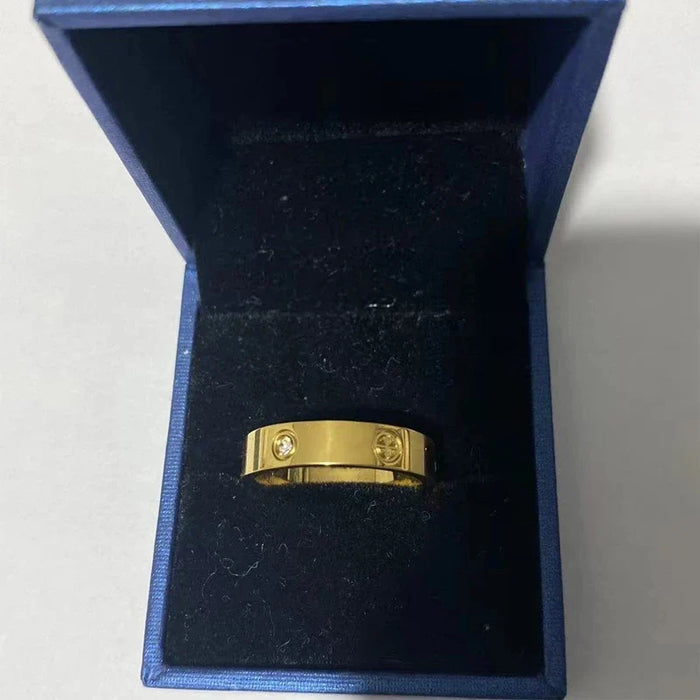 Minimalistische Ringe in Edelstahl