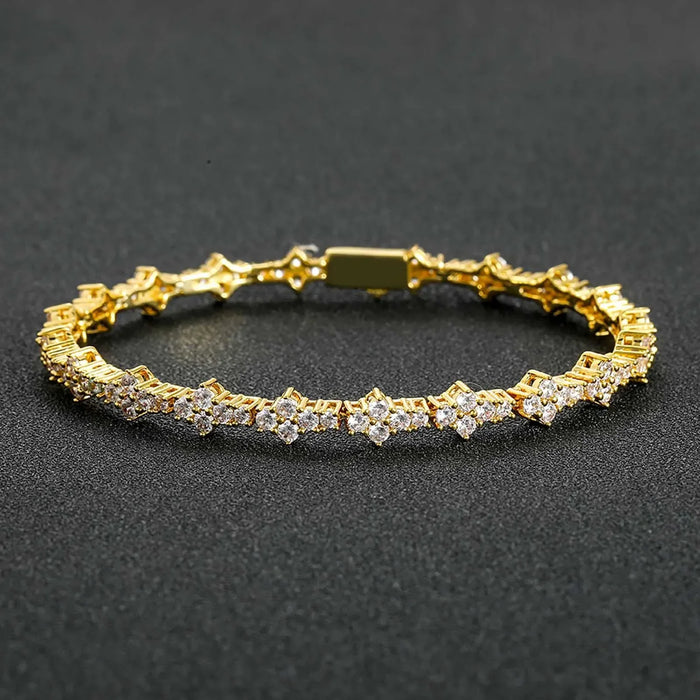 Elegantes Tennisarmband in Silber mit funkelnden Zirkoniasteinen