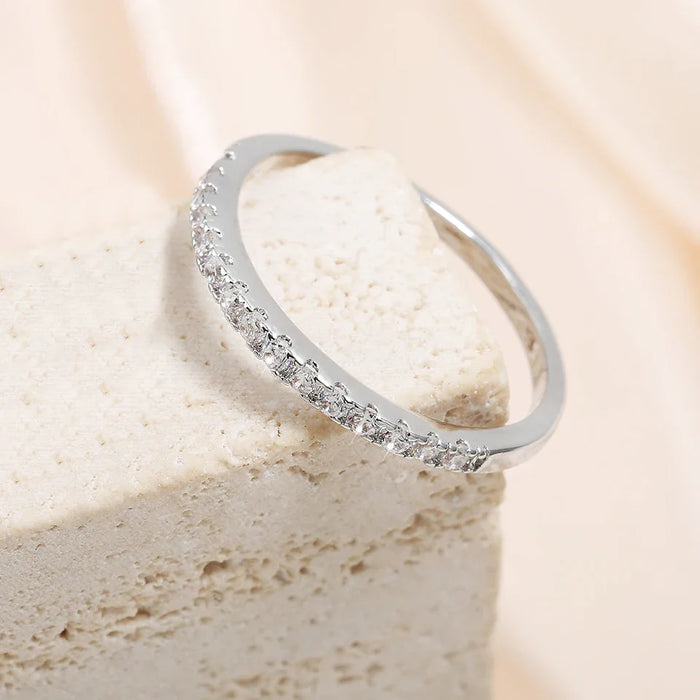 Herzförmiger Zirkonia-Ring – Romantische Eleganz in Silber