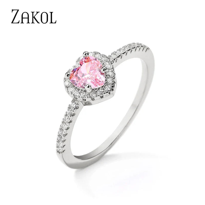 Herzförmiger Zirkonia-Ring – Romantische Eleganz in Silber