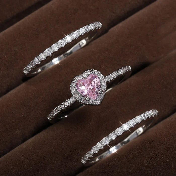 Herzförmiger Zirkonia-Ring – Romantische Eleganz in Silber